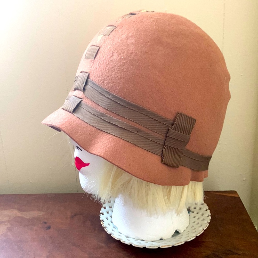 Authentic Antique 1920s Wool Felt Cloche Bell Hat with Gold Detailing